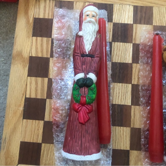 Hand Painted set of 2qty -8” Ceramic Santa Candle holders - lovely little detail - Picture 8 of 16